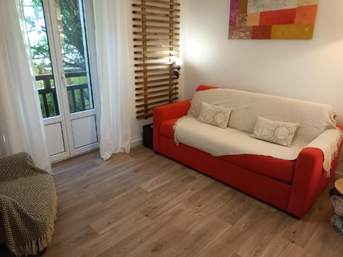 Appartement T2 Renove, Centre-Ville Hendaye, Proche Baie, Sans Ascenseur, Balcon, Calme, Wifi Non Inclus - Fr-1-239-850 Ngoại thất bức ảnh