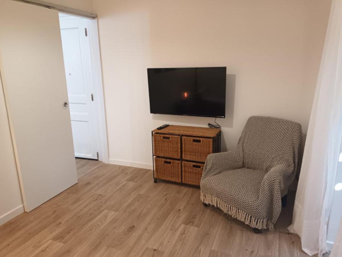 Appartement T2 Renove, Centre-Ville Hendaye, Proche Baie, Sans Ascenseur, Balcon, Calme, Wifi Non Inclus - Fr-1-239-850 Ngoại thất bức ảnh