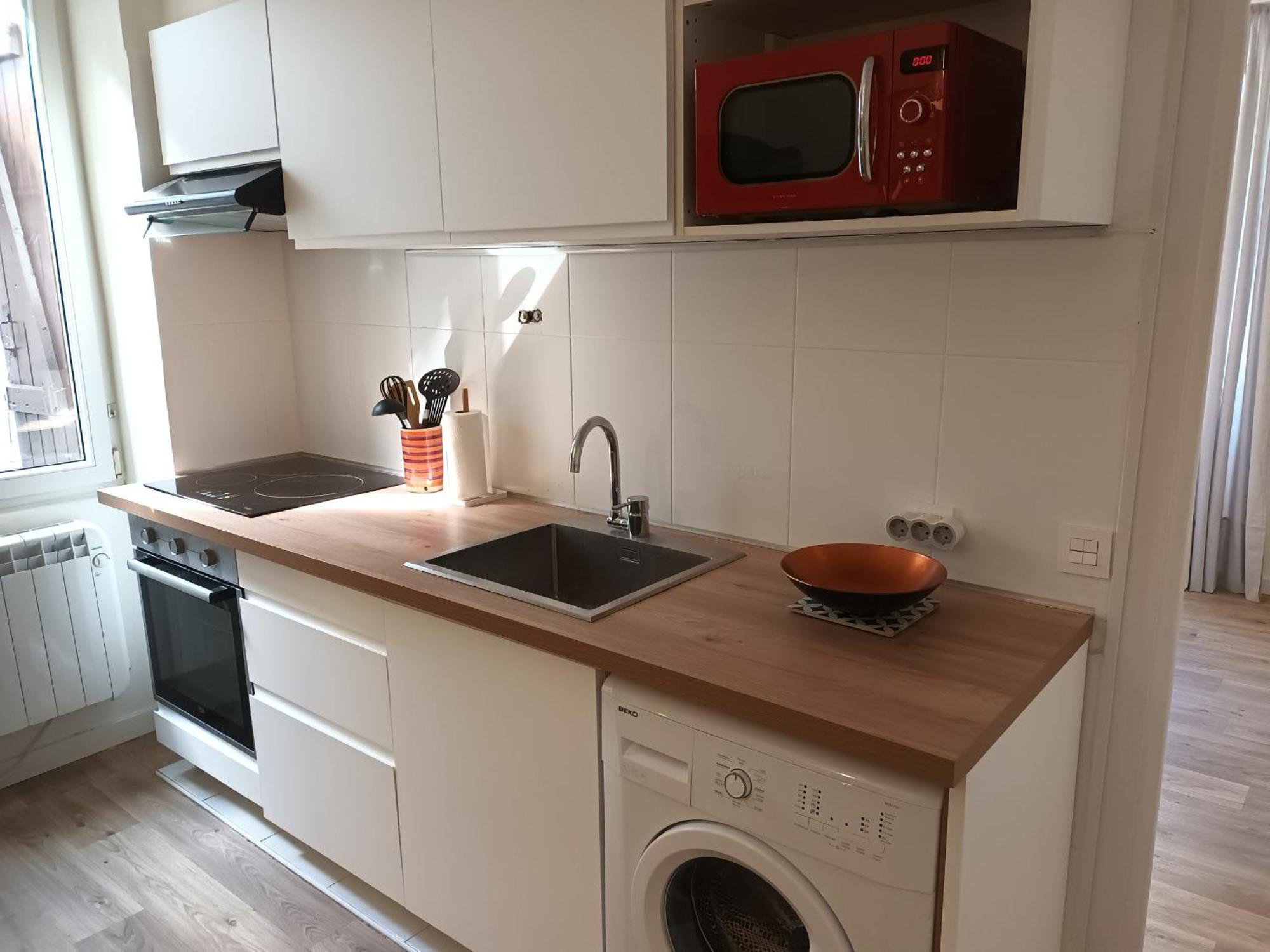 Appartement T2 Renove, Centre-Ville Hendaye, Proche Baie, Sans Ascenseur, Balcon, Calme, Wifi Non Inclus - Fr-1-239-850 Ngoại thất bức ảnh